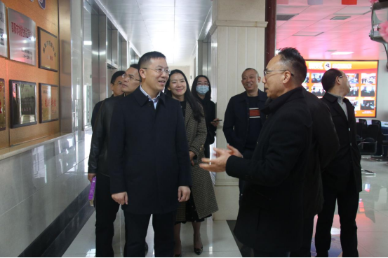 市委常委、組織部部長、統(tǒng)戰(zhàn)部部長龔紅果蒞臨天香生物調(diào)研