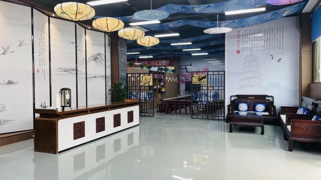 種下梧桐樹(shù)，引得鳳凰來(lái)