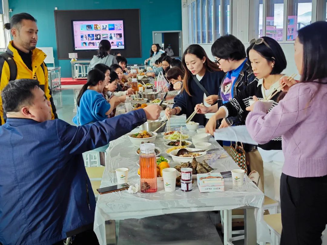 邵陽學院附屬第二醫(yī)院團建秋游拓展活動在天香生物紫色健康產業(yè)園盛大啟航